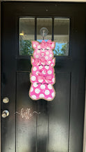 Load image into Gallery viewer, Farm Animal Door Hanger - Three Little Pigs Burlap Door Hanger