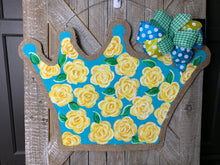 Load image into Gallery viewer, Yellow Lilly Inspired Tiara